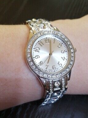 Bling Bling Women's Crystal Accent Silver Tone Vintage Bracelet Watch Fits 7